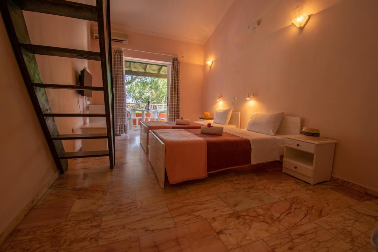 Andreas House Aparthotel Dassia  Exterior photo